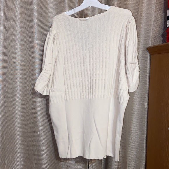 🆕Torrid Fitted Pullover V-neck Sweater - Picture 7 of 7